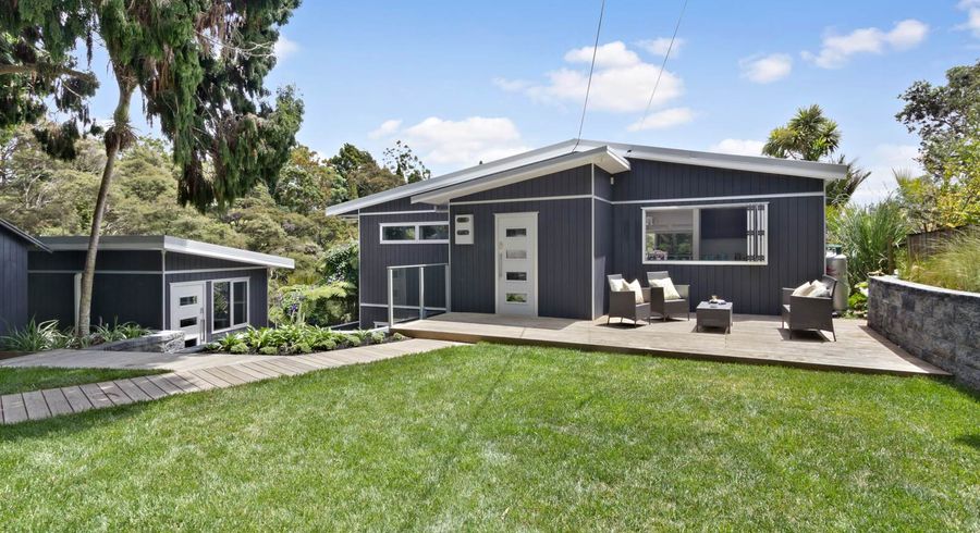  at 87 Scenic Drive, Titirangi, Auckland
