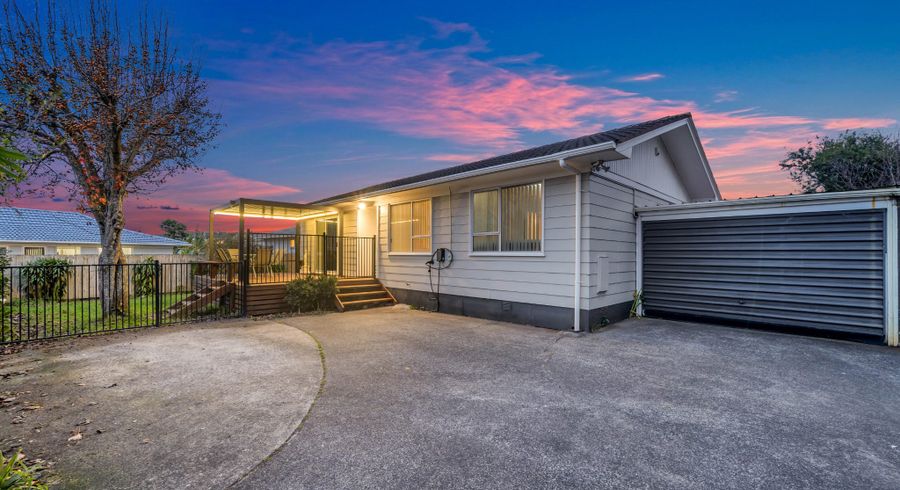  at 8A Iota Place, Manukau, Manukau City, Auckland