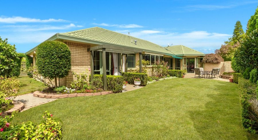  at 23 Knightsbridge Place, Bethlehem, Tauranga