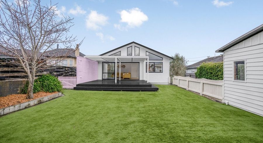  at 9 Beth Street, Trentham, Upper Hutt