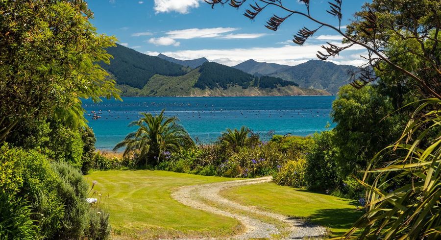  at 516 Clova Bay Road, Picton