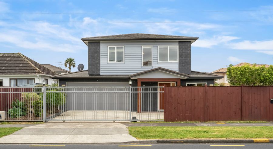 at 28 Denbigh Avenue, Mount Roskill, Auckland
