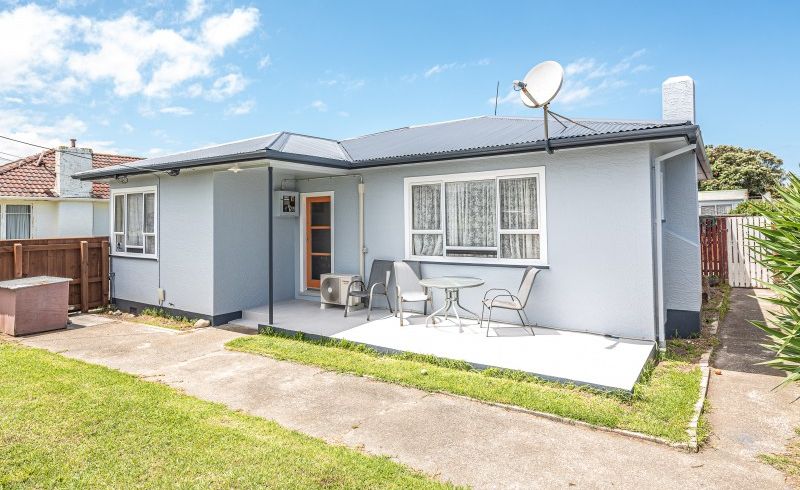  at 8 Taupata Street, Castlecliff, Whanganui