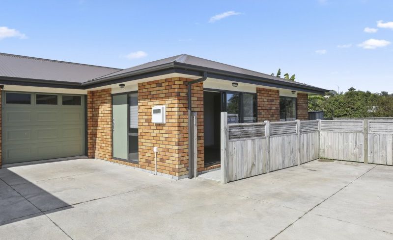  at 100B Smart Road, Glen Avon, New Plymouth