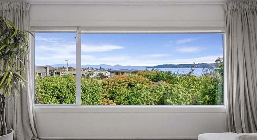  at 29 Harvey Street, Waipahihi, Taupo