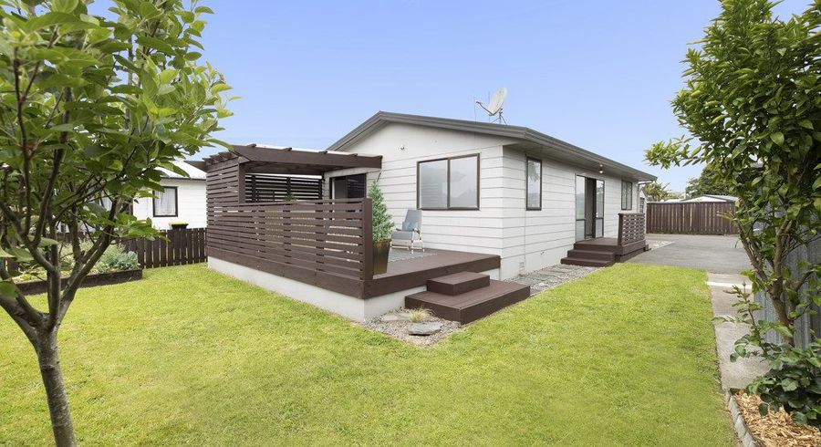  at 190 Windermere Drive, Poike, Tauranga
