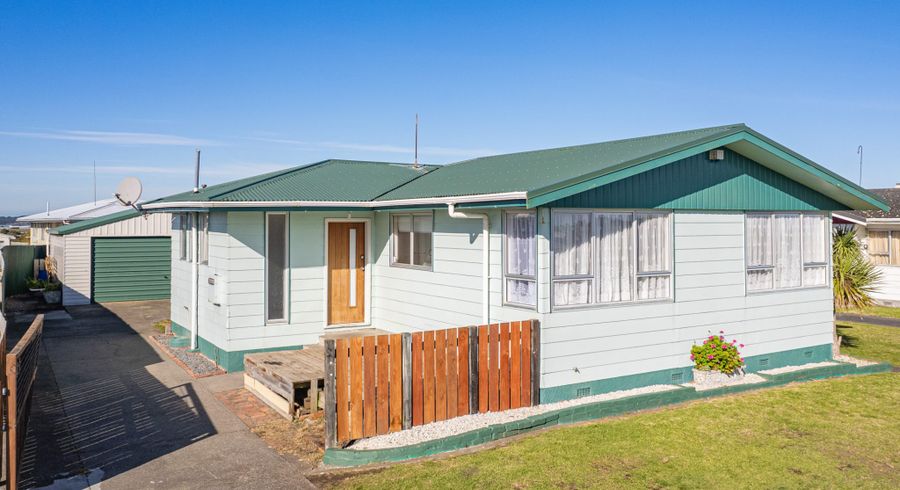  at 51 Lee Street, Castlecliff, Whanganui