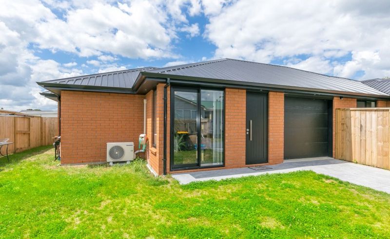  at 2/27 Insoll Avenue, Enderley, Hamilton