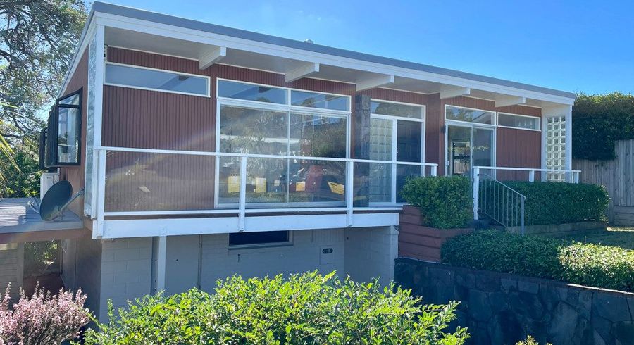  at 3 Jeff Place, Howick, Auckland