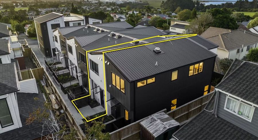  at 8/18 Roberton Rd, Avondale, Auckland City, Auckland