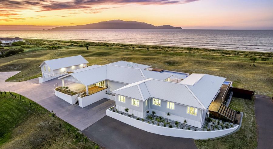  at 87 Rutherford Drive, Waikanae Beach, Kapiti Coast, Wellington