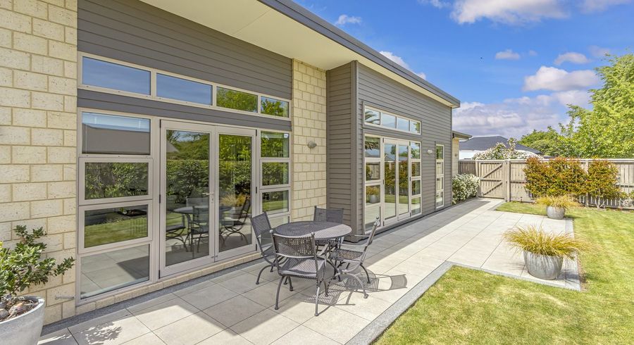  at 16 Kilbride Gardens, Halswell, Christchurch City, Canterbury