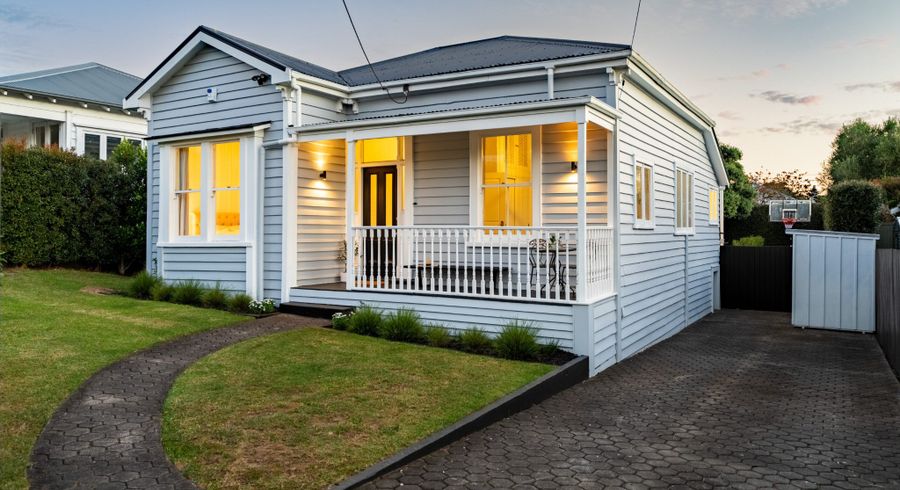  at 33 Tranmere Road, Sandringham, Auckland City, Auckland