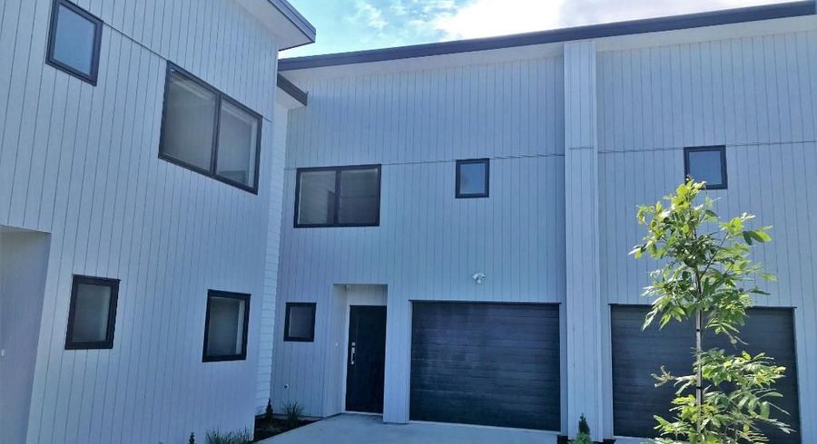  at 5/2 Lambert Court, Glenview, Hamilton