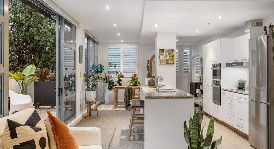  at 111/16 Huron Street, Takapuna, North Shore City, Auckland