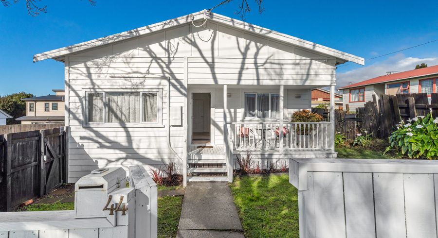  at 44 Rimu Street, New Lynn, Auckland
