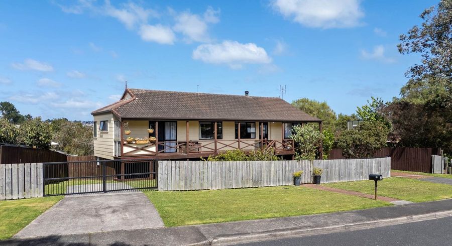  at 11 St Catherine Crescent, West Harbour, Waitakere City, Auckland