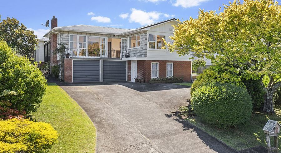  at 23 Ellesmere Crescent, Pakuranga Heights, Auckland