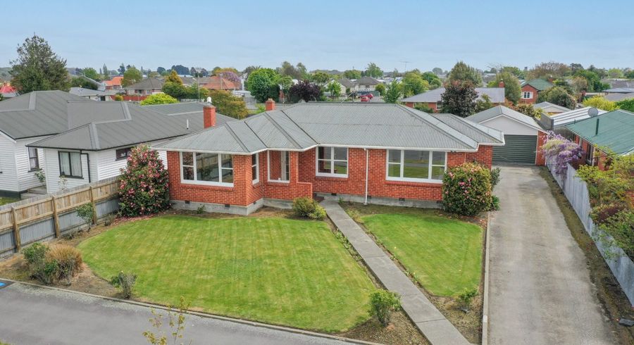  at 13 Oxford Street, Hampstead, Ashburton, Canterbury