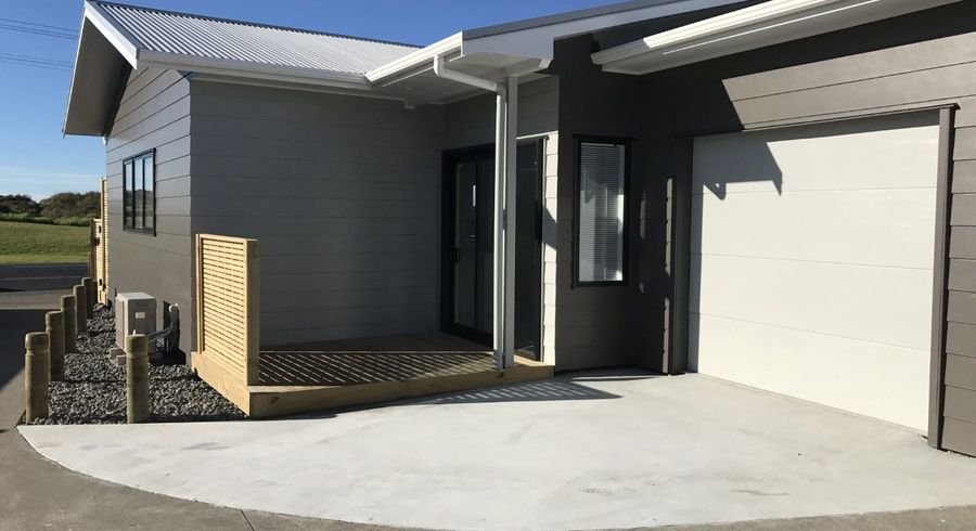  at 586B Papamoa Beach Road, Papamoa, Tauranga, Bay Of Plenty