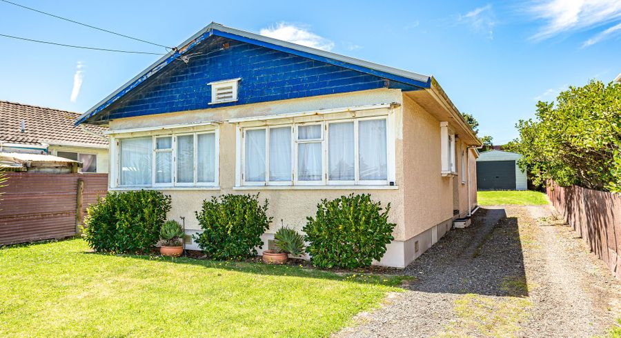  at 18 Aotea Street, Castlecliff, Whanganui, Manawatu / Whanganui