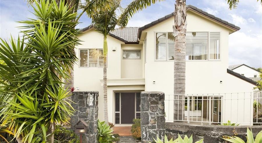  at 8  Scarboro Terrace, Murrays Bay, North Shore City, Auckland