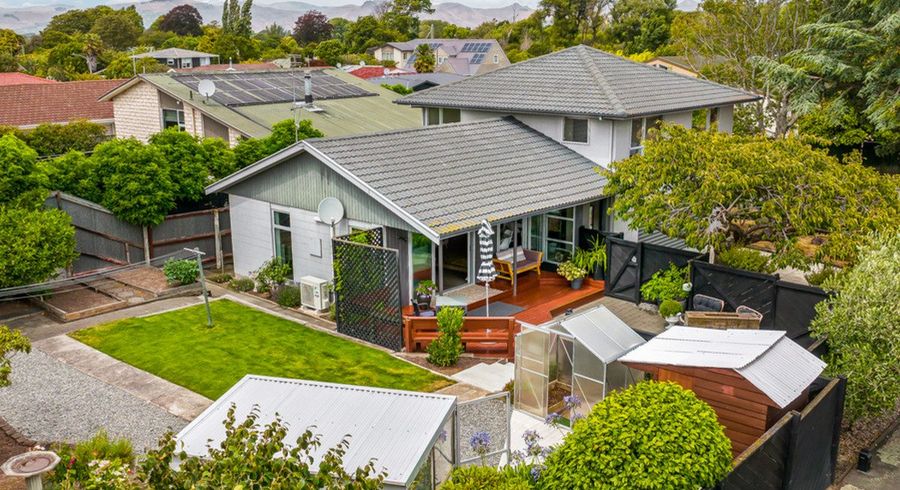  at 3 De Ville Place, Burwood, Christchurch
