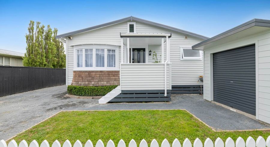  at 49a Parakai Avenue, Helensville, Rodney, Auckland