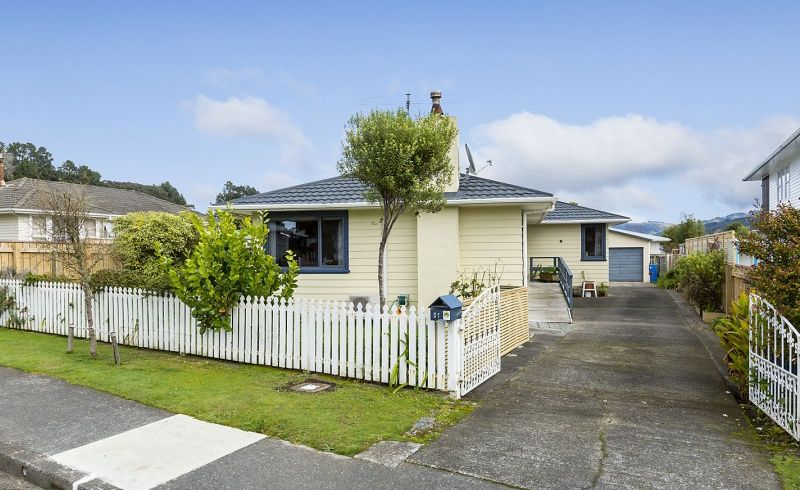 at 51 Hillside Drive, Maoribank, Upper Hutt