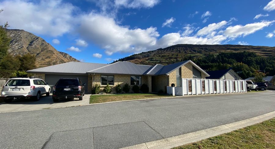  at 4 Sew Hoy Lane, Arthurs Point, Queenstown