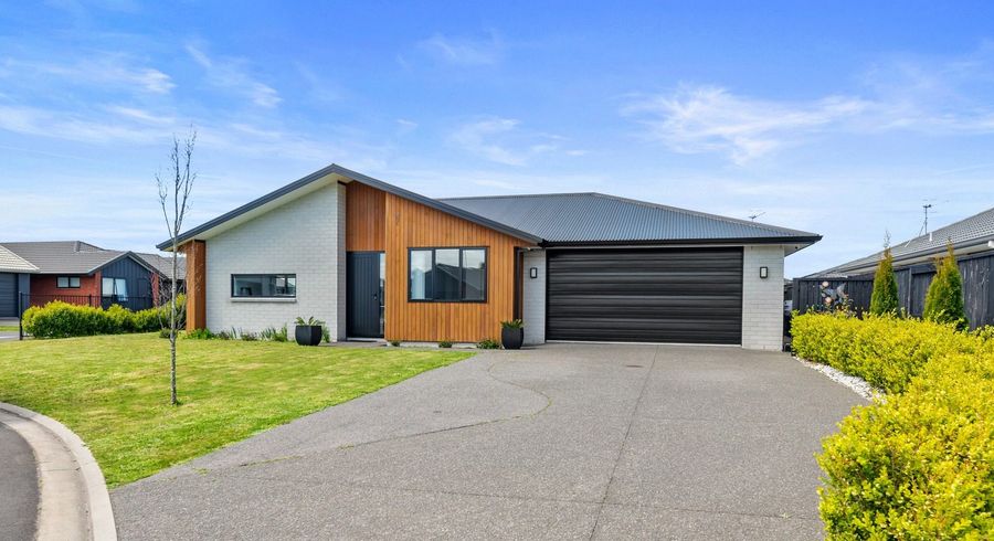  at 90 Hills View Drive, Papamoa, Tauranga, Bay Of Plenty