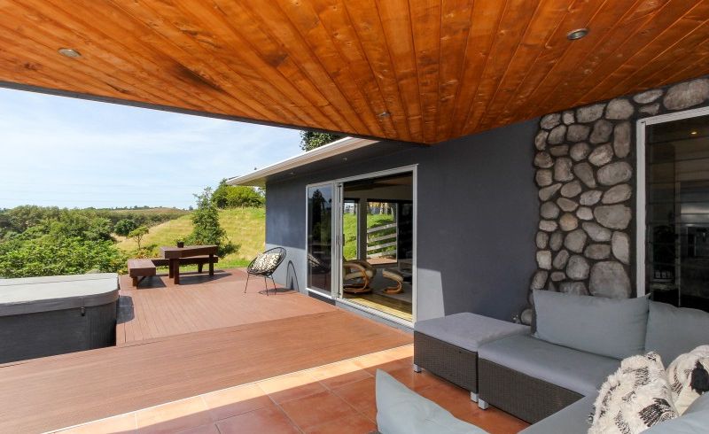  at 31 Sealy Road, Omata