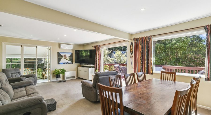  at 53 Makara Road, Karori, Wellington