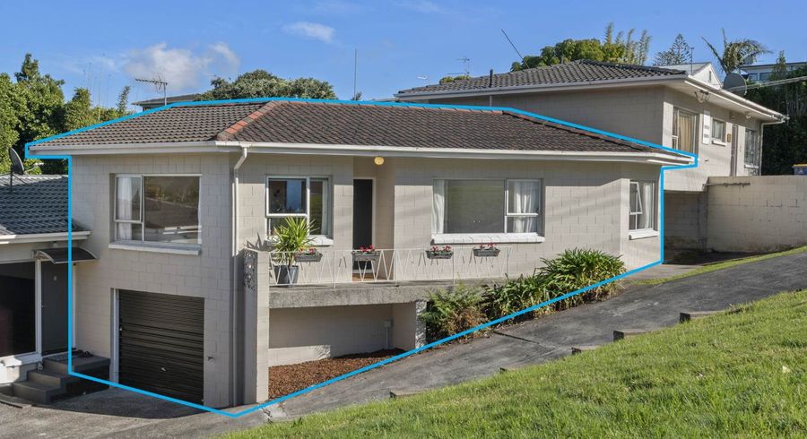  at 2/92 Lake Road, Northcote, North Shore City, Auckland