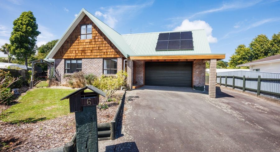  at 6 Maire Street, Pahiatua, Tararua, Manawatu / Whanganui