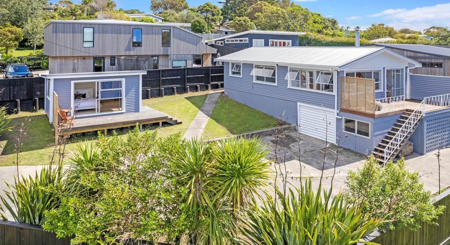  at 44 D'Oyly Drive, Stanmore Bay, Whangaparaoa