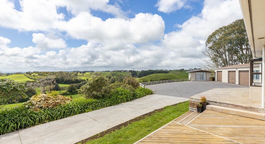  at 805 Richmond Road, Lepperton, New Plymouth
