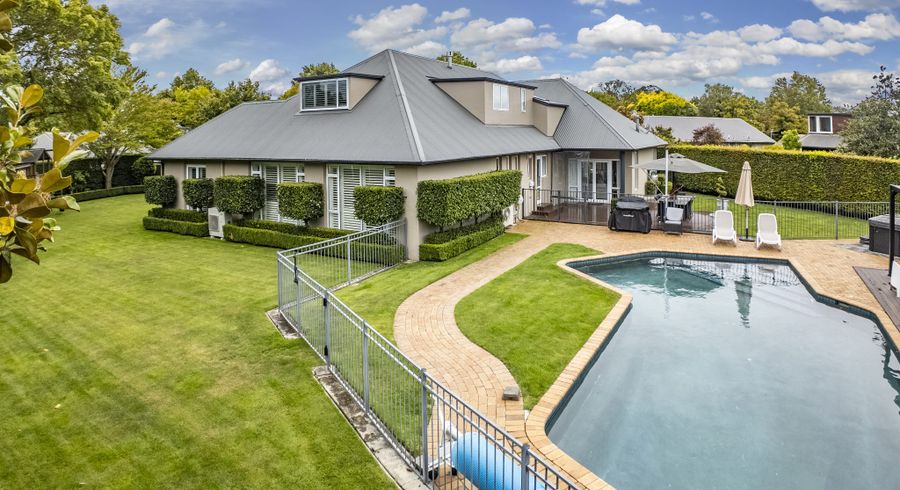  at 1/253 Memorial Avenue, Burnside, Christchurch City, Canterbury