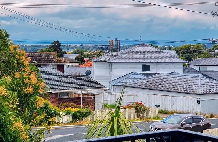  at 50 Golf Road, New Lynn, Waitakere City, Auckland