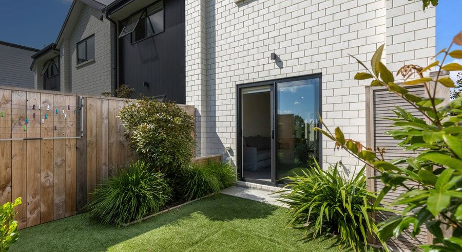  at 6A/87 Taikata Road, Te Atatu Peninsula, Waitakere City, Auckland