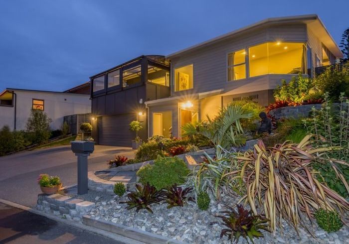  at 14 Charlotte Way, Raumati South, Kapiti Coast, Wellington