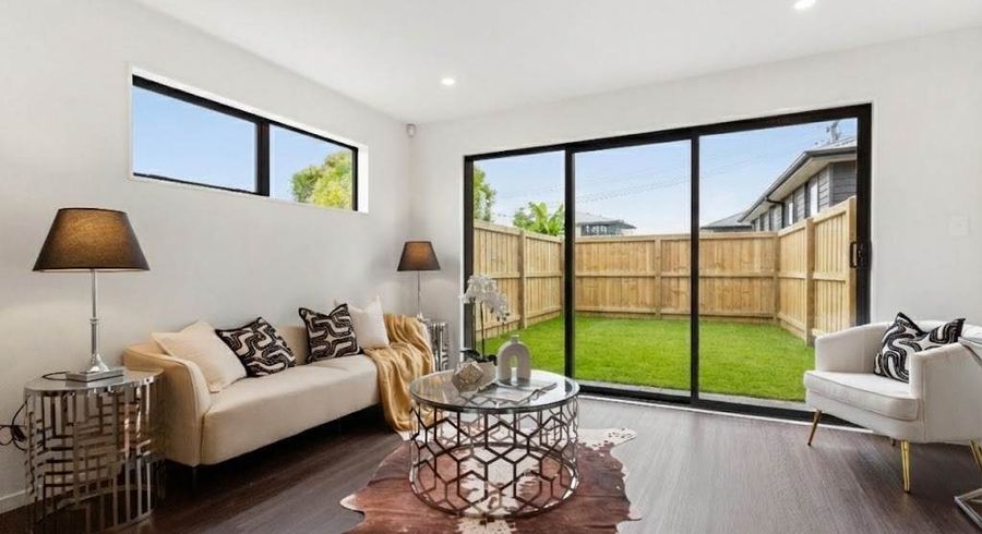  at 6&8  Embassy Place, Glenfield, North Shore City, Auckland