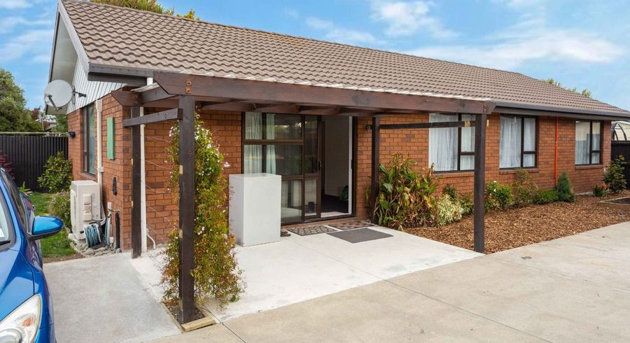  at 2 Dickson Crescent, Hornby, Christchurch