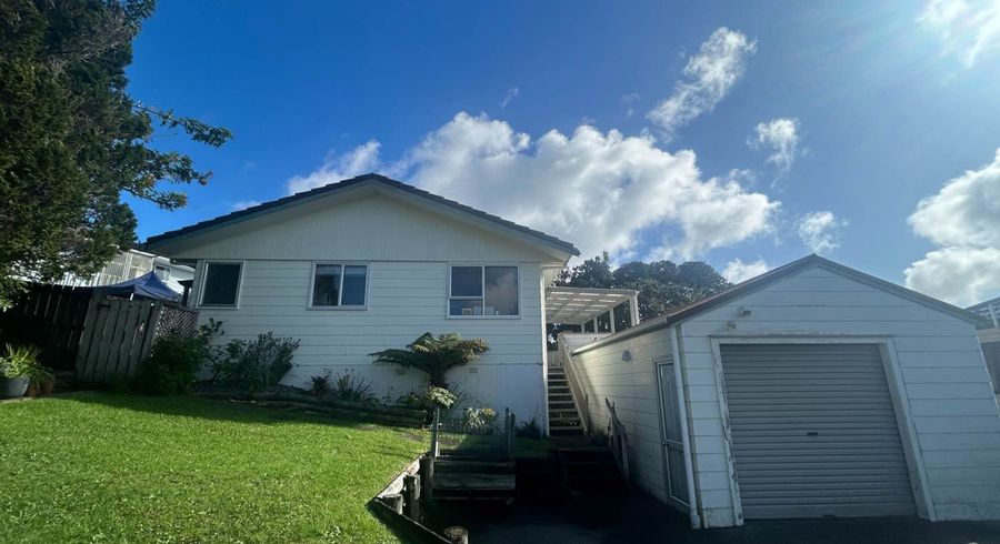 at 3 Tesla Place, Totara Vale, North Shore City, Auckland