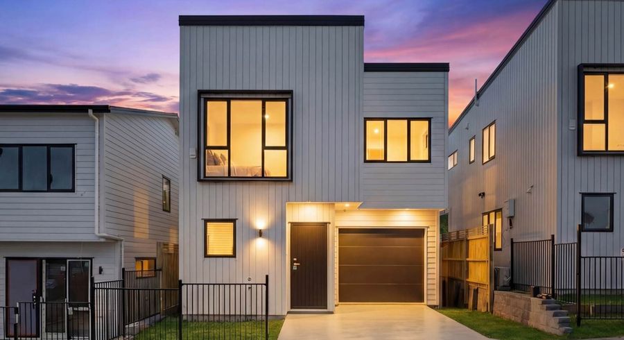  at 53 Whiteywood Street, Westgate, Waitakere City, Auckland