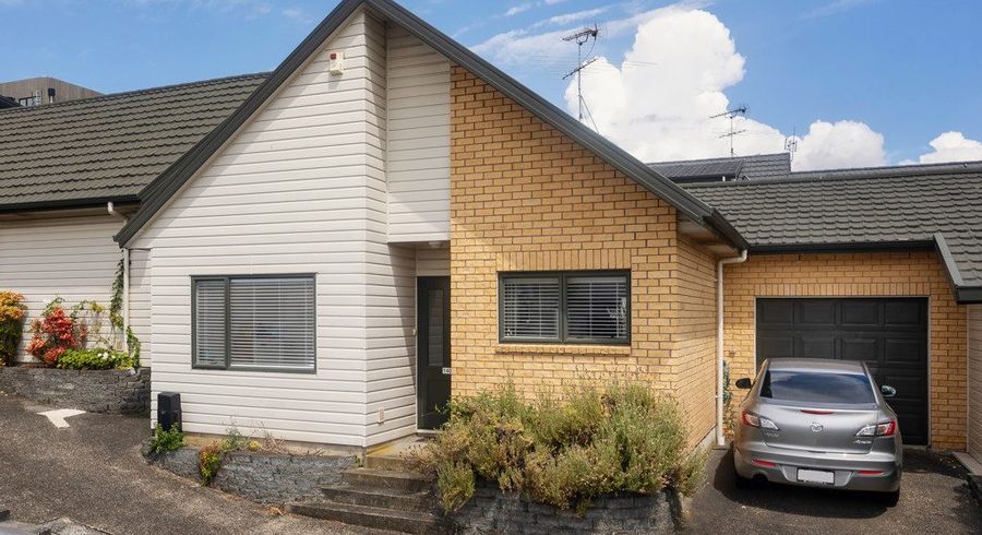  at 140/172 McLeod Road, Te Atatu South, Waitakere City, Auckland
