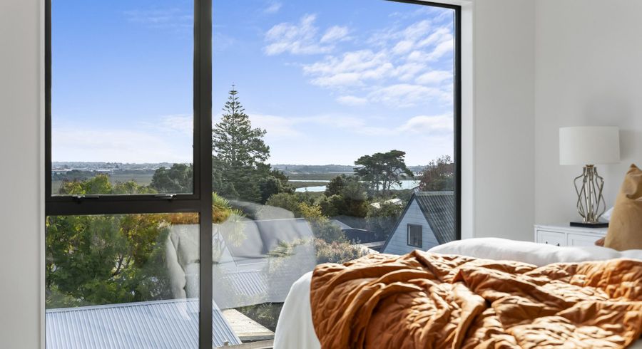  at 38 Fairlands Avenue, Waterview, Auckland City, Auckland