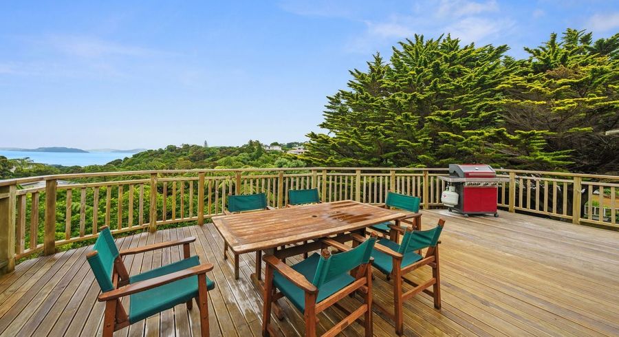  at 93 Dowse Drive, Maungaraki, Lower Hutt