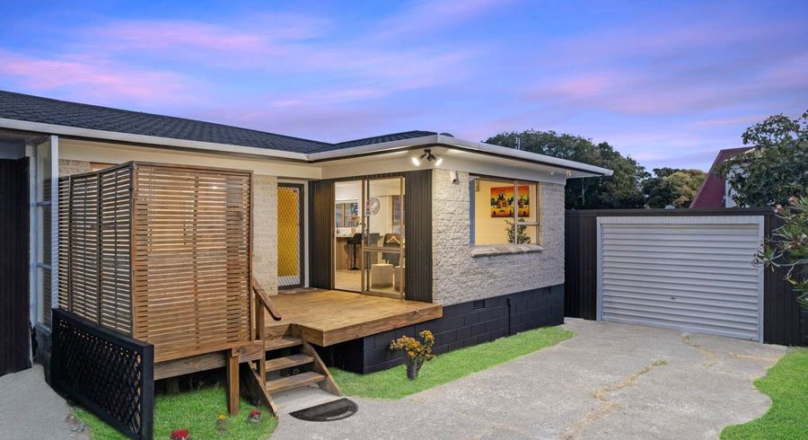  at 30B Blacklock Avenue, Henderson, Waitakere City, Auckland