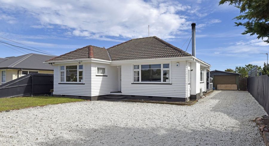  at 105 Pages Road, Wainoni, Christchurch City, Canterbury